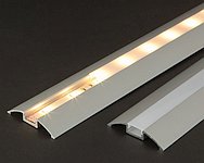 LP104 Burkolatváltó aluminium profil